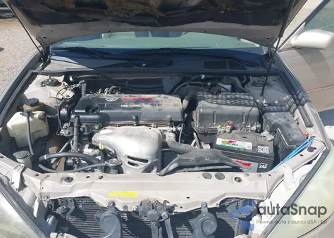 2002 Toyota Camry Le from USA, damaged, VIN 4T1BE32K22U545537